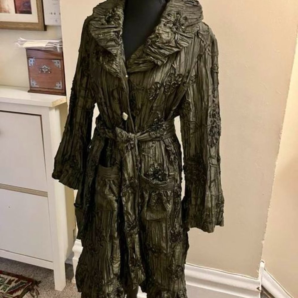 VINTAGE 90s Sensational Viscose Green Summer/Spring Coat